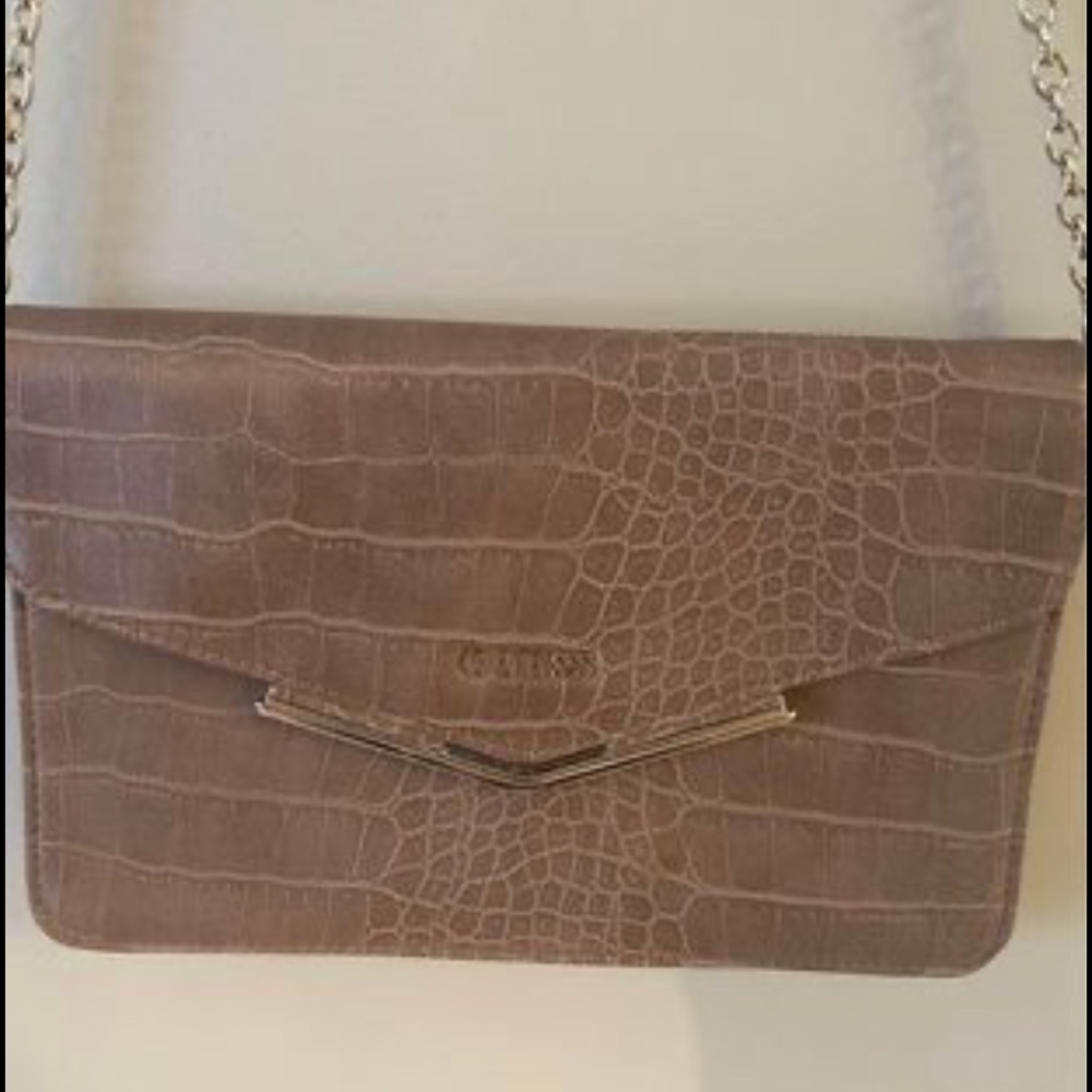 Grey clutch